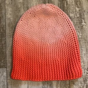 American Eagle ombré knit beanie